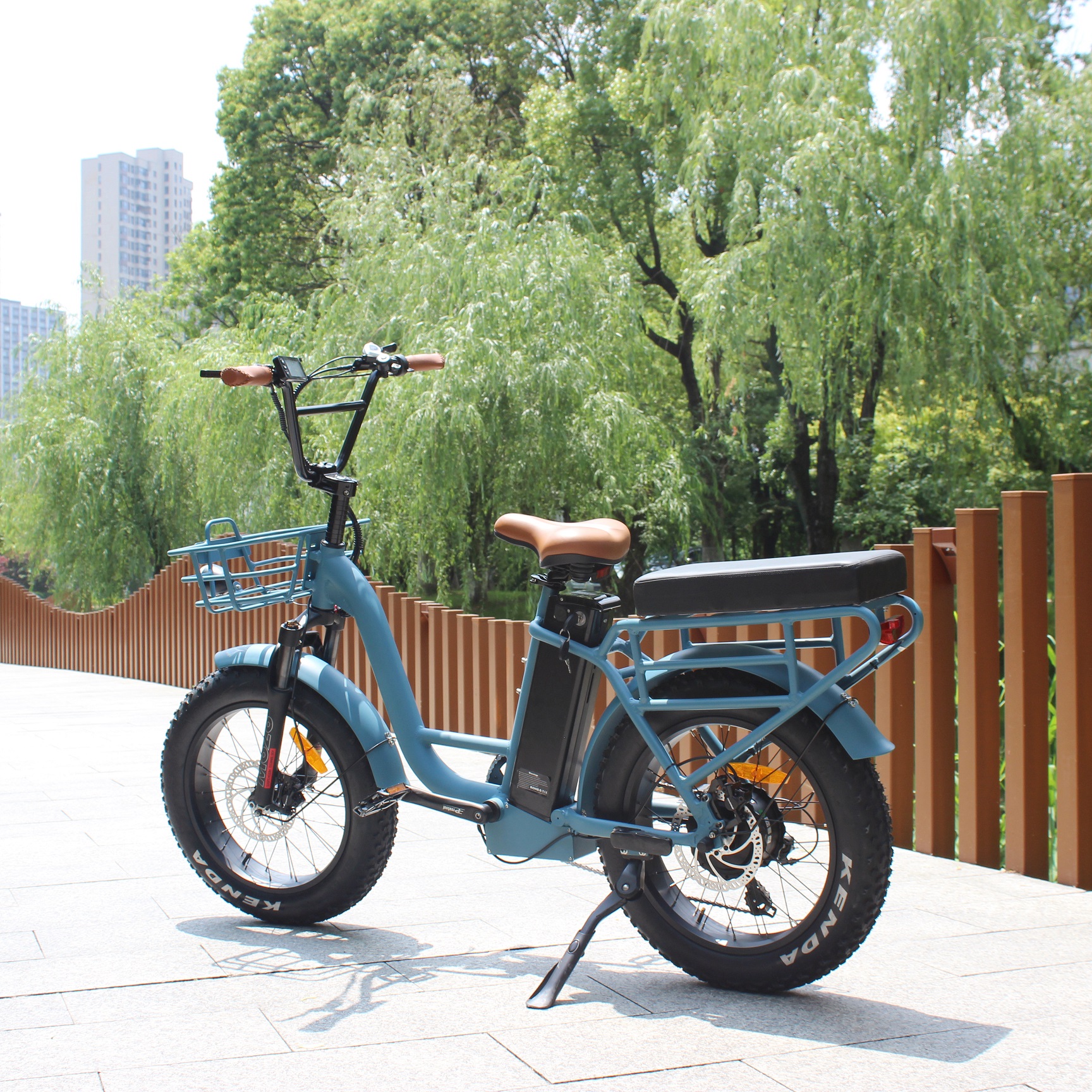 2023 Cheap fat tire electric bike moped bike lithium battery cargo city e bike with rack