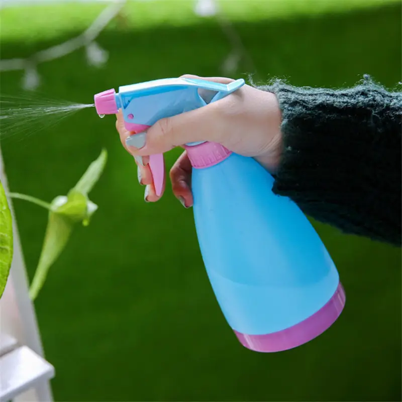 Creative Candy Color Watering Sprayer Bottle Hand Pressure Watering Plastic Sprayer