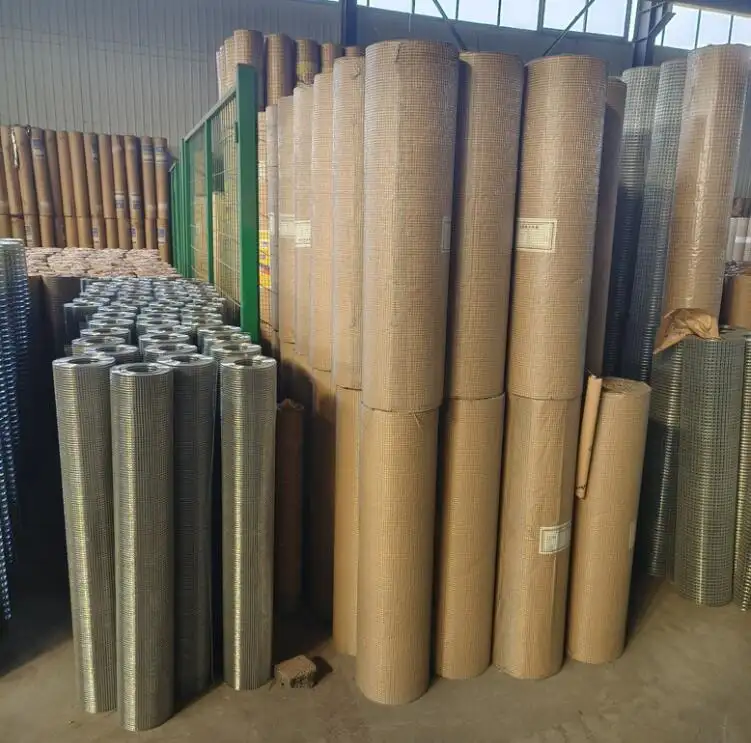 Diameter 5mm Welded Wire Mesh Iron Wire Mesh/Welded Wire Mesh Weight Per Square Meter