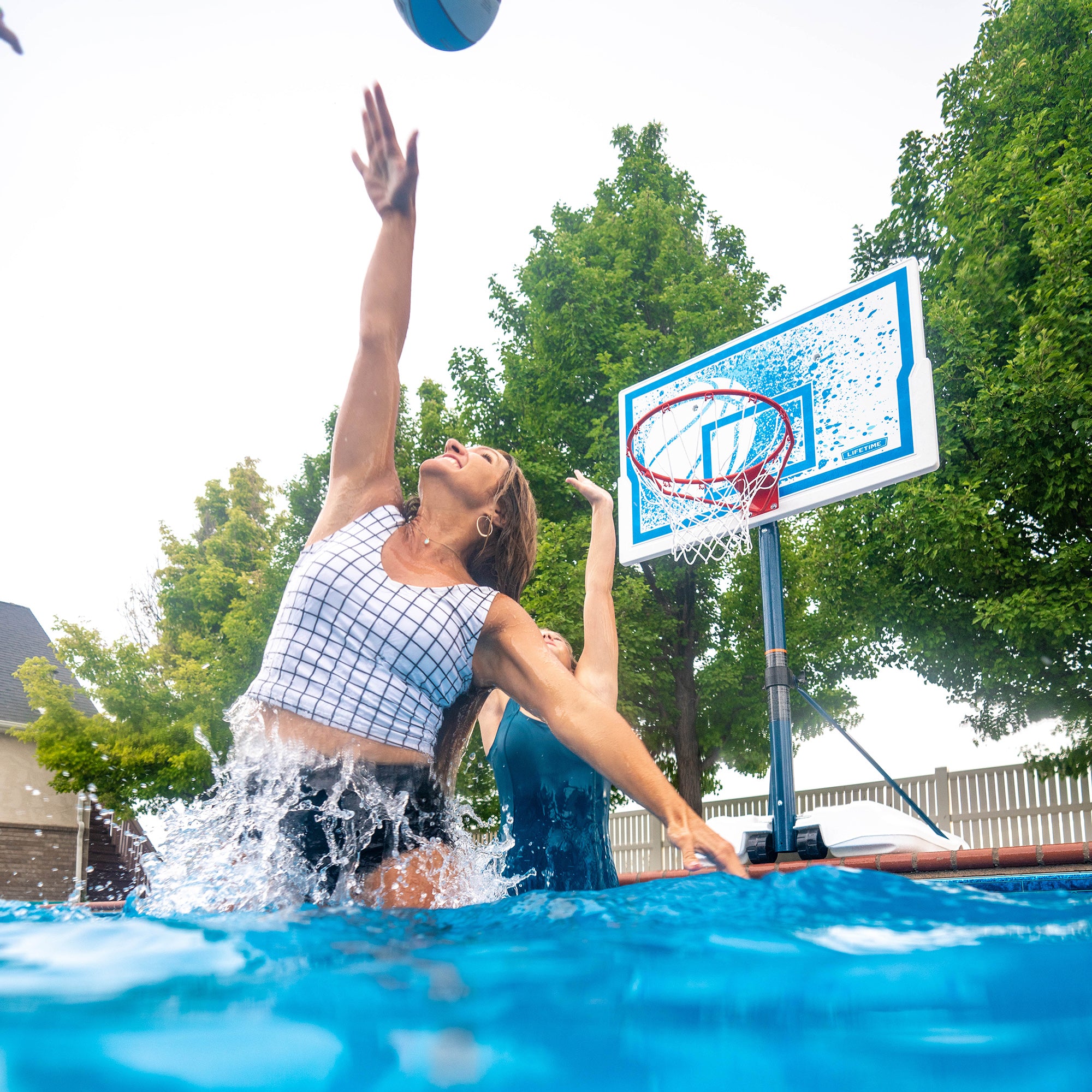 Lifetime Poolside Adjustable Basketball Hoop (44-Inch Impact)