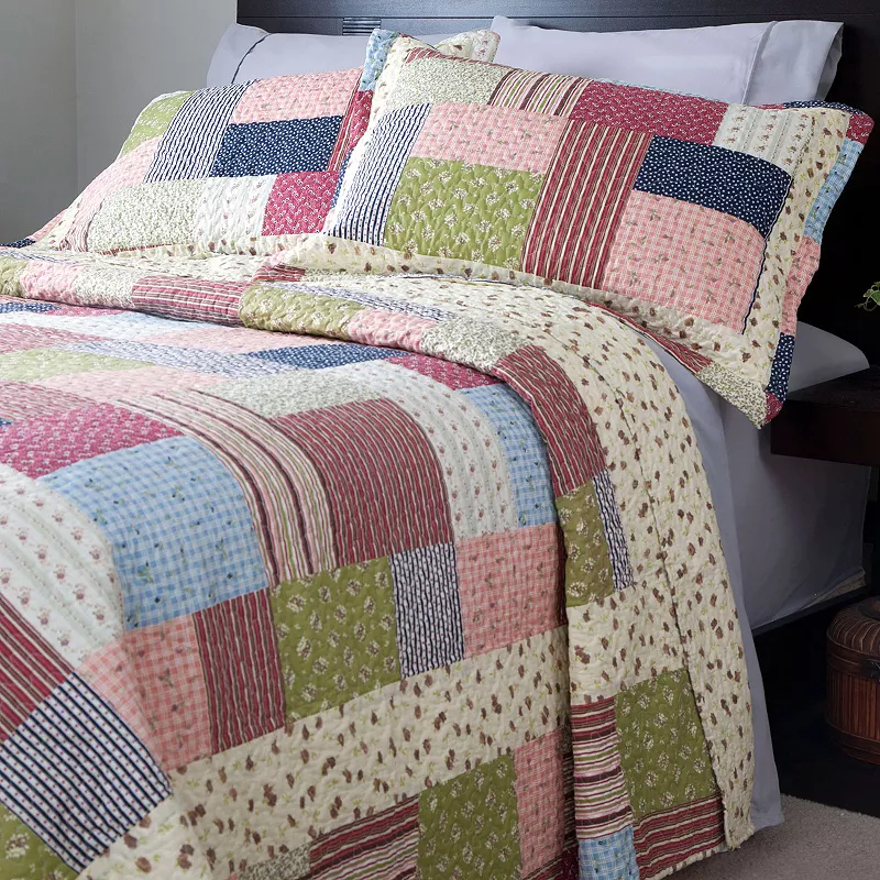 Portsmouth Home Savannah Reversible Quilt Set