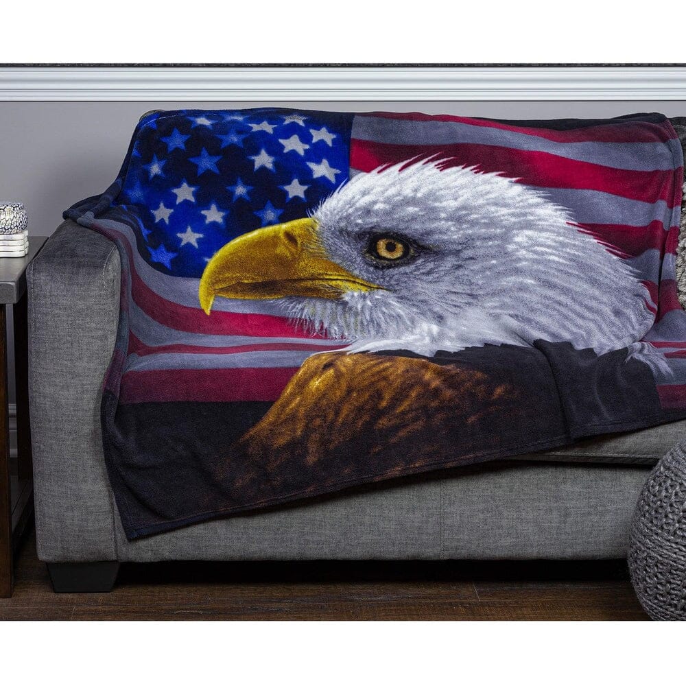 Bald Eagle Portrait Super Soft Plush Fleece Throw Blanket