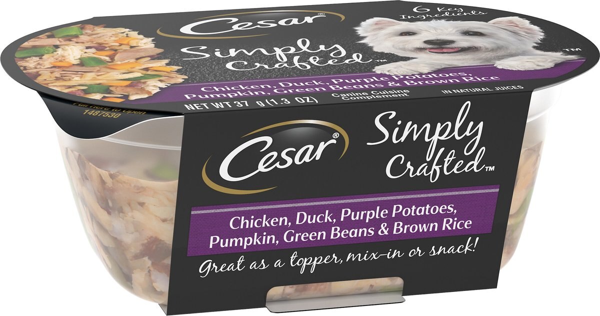 Cesar Simply Crafted Chicken， Duck， Purple Potatoes， Pumpkin， Green Beans and Brown Rice Wet Dog Food Meal Topper， 1.3-oz tray， case of 10