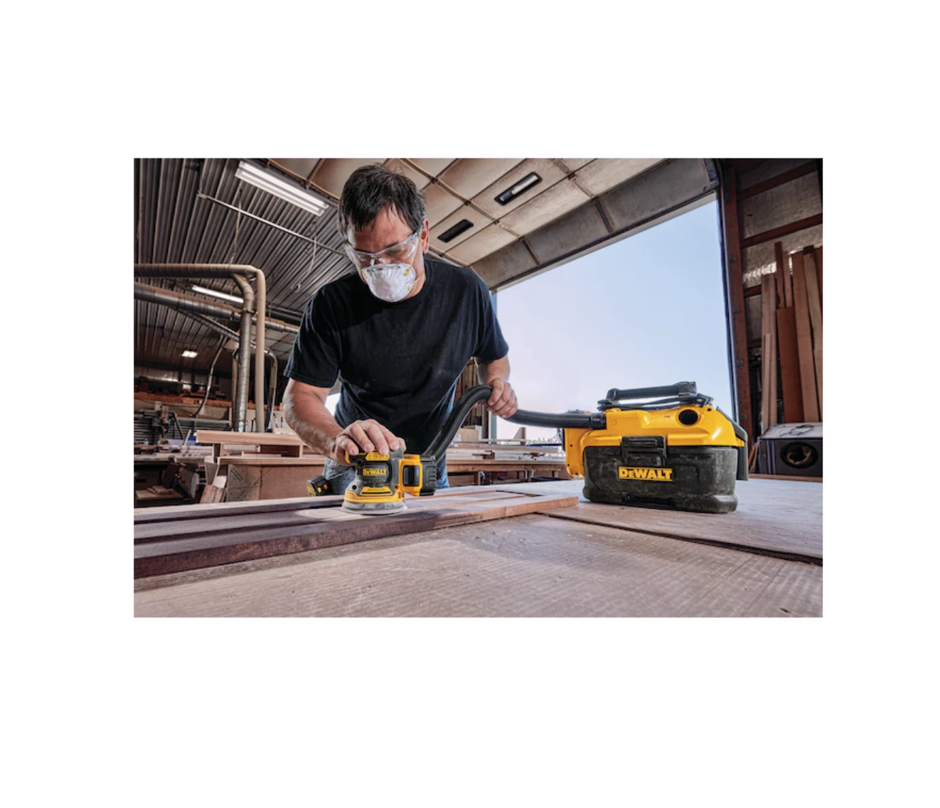 DEWALT DCW210B 20-Volt Brushless Cordless Variable Speed Random Orbital Sander with Dust Management