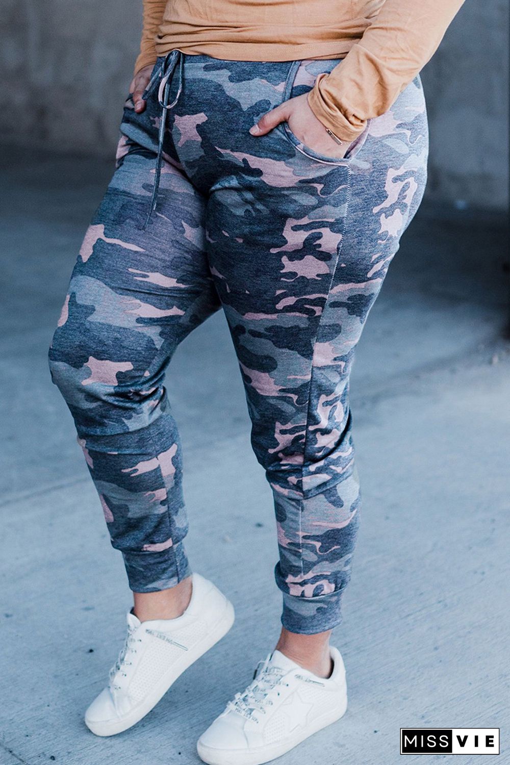 Plus Size Camo Knit Jogger Pants