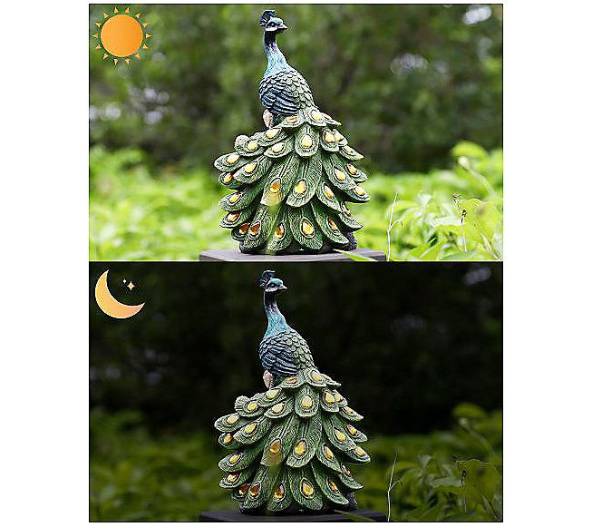 Techko Calm Peacock Statue with Solar Spotlight