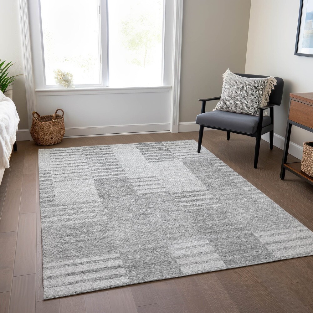 Machine Washable Indoor/ Outdoor Chantille Contemporary Geometric Rug