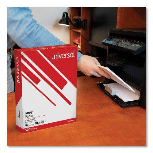 Universal Copy Paper， 92 Bright， 20lb， 8.5 x 11， White， 500 Sheets/Ream， 10 Reams/Carton (21200)