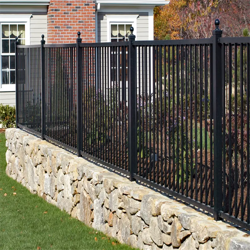 Wholesale High Quality Black Powder Coated Galvanized Garden Supplies Steel Tubular Fence