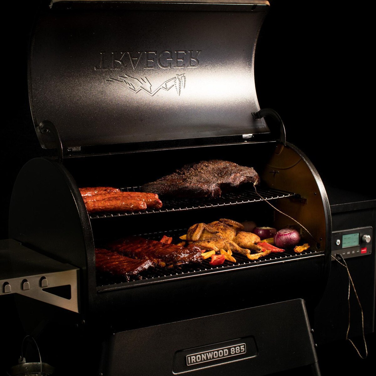 Traeger Ironwood 885 Grill w/ WiFi | TFB89BLF