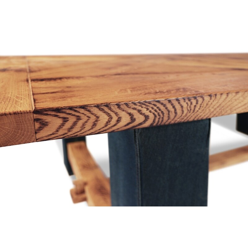 BRITT JEANS Dining Table   Fired Oak/Jeans