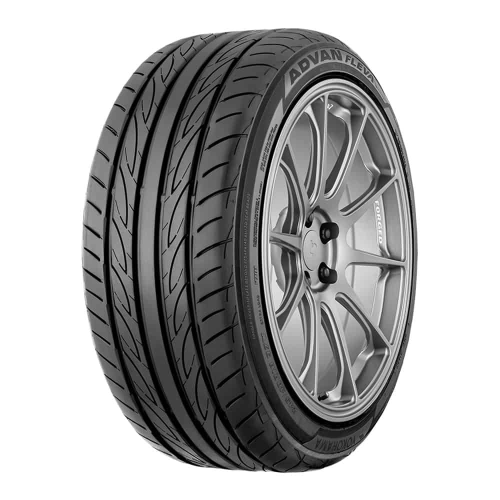 Yokohama Advan Fleva 235/40R17 90W