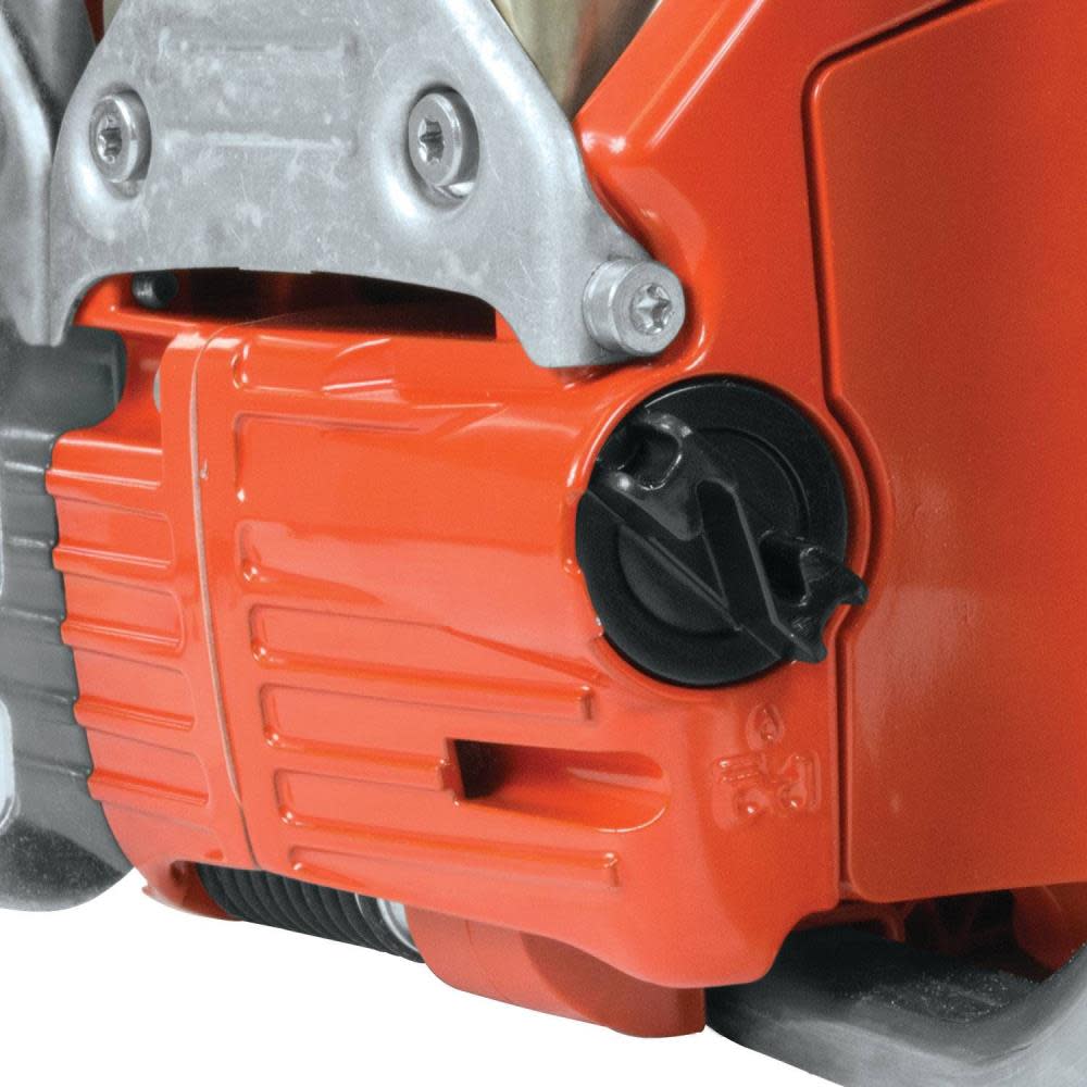 18 In. 50 cc Chain Saw ;