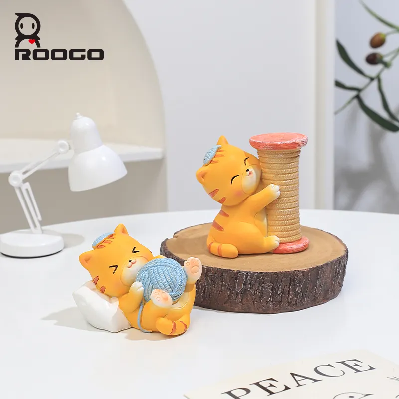 1 PC Cat Resin Ornament Figure Gift Home Car Decoration Birthday Party Supplies 2023 New