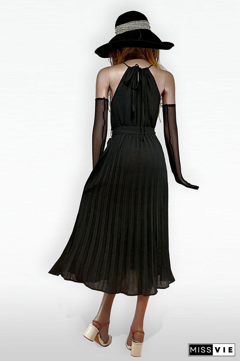 Plain Halter Pleated Maxi Dress With Sash