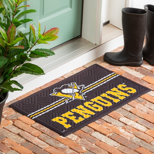 Embossed Mat Cross Hatch Pittsburgh Penguins