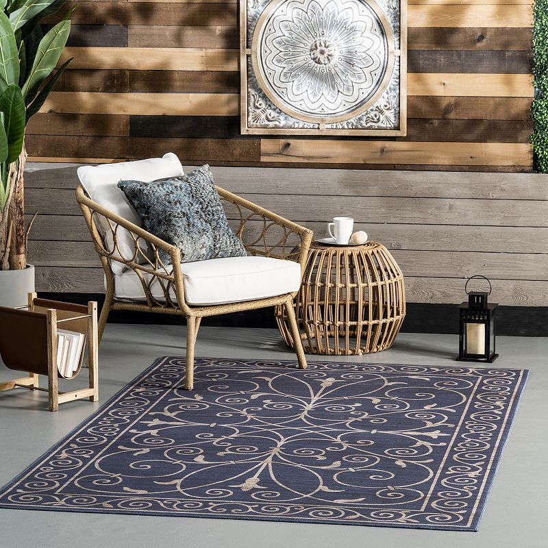 nuLoom Chara Traditional Vines Machine Washable Indoor/Outdoor Area Rug